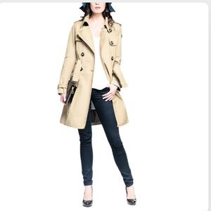 NWT Justice Trench women’s size XS/TP